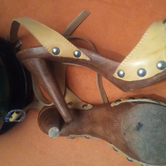 Dolce and Gabbana wooden platforms metal studded barely worn criss cross ankle s - Picture 5 of 5